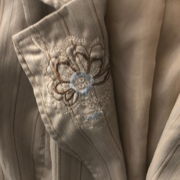 Cute jacket - Picture 3 of 5